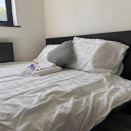 Spacious Double Near Train Station Birmingham Dış mekan fotoğraf